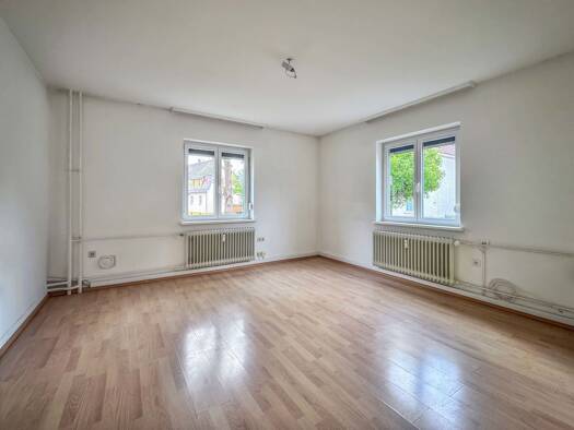 Wohnung zur Miete 810 € 4 Zimmer 81 m² EG frei ab sofort Nürtingen 72622