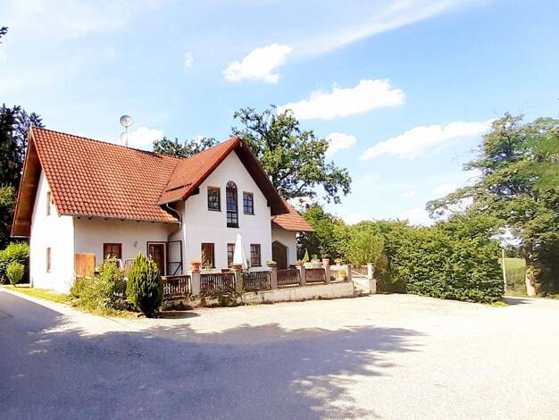 Einfamilienhaus zum Kauf provisionsfrei 274.000 € 7 Zimmer 157 m² 616 m² Grundstück Windorf Windorf 94575