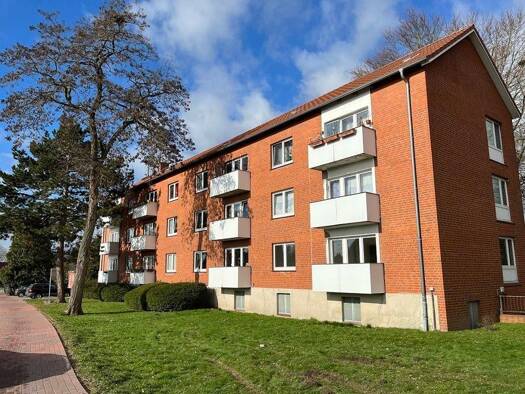 Wohnung zur Miete 585 € 3 Zimmer 66,4 m² 1. Geschoss frei ab 31.08.2026 Pappelallee 2 Lauenburg/Elbe 21481