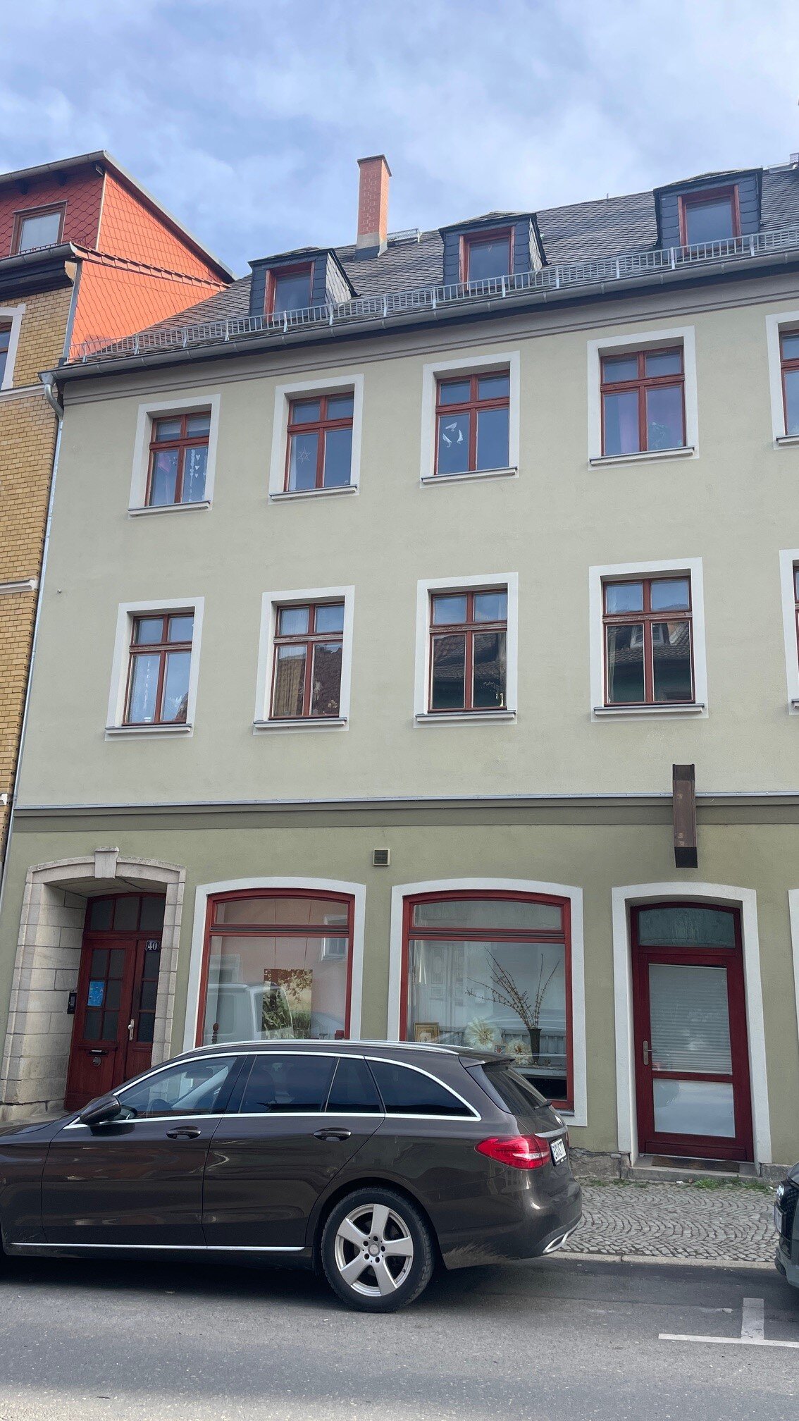 Mehrfamilienhaus zum Kauf 160.000 € 12 Zimmer 436,4 m²<br/>Wohnfläche 613 m²<br/>Grundstück Saalfeld Saalfeld/Saale 07318