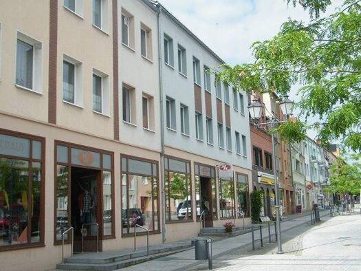 Wohnung zur Miete 452 € 3 Zimmer 69,6 m² 3. Geschoss frei ab 01.04.2026 Cottbuser Straße 35 Calau 03205
