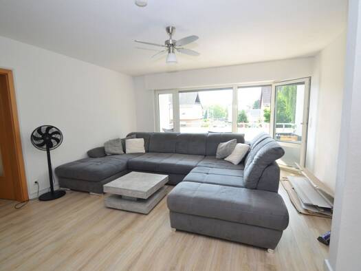 Wohnung zur Miete 930 € 4 Zimmer 93 m² 1. Geschoss frei ab sofort Kierberg Brühl 50321