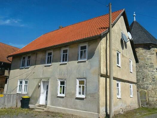 Haus zum Kauf 35.000 € 10 Zimmer 147 m² 651 m² Grundstück frei ab sofort Themar 98660