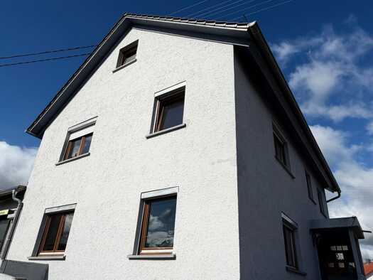 Wohnung zur Miete 600 € 2 Zimmer 35 m² Geschoss 2/2 frei ab sofort Hohenstaufenstraße 32 Kohlberg 72664