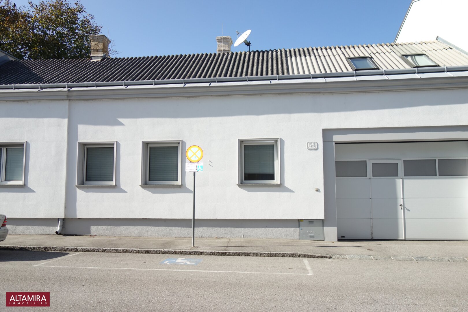 Stadthaus zum Kauf 375.000 € 107 m²<br/>Wohnfläche 361 m²<br/>Grundstück Wiener Neustadt 2700