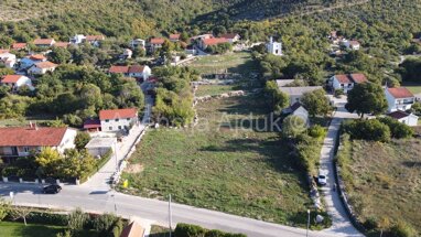 Land-/Forstwirtschaft zum Kauf 383.000 € Imotski center