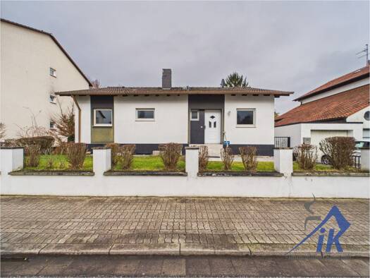 Einfamilienhaus zur Miete 1.800 € 5 Zimmer 180 m² 560 m² Grundstück Innenstadt Kaiserslautern 67661