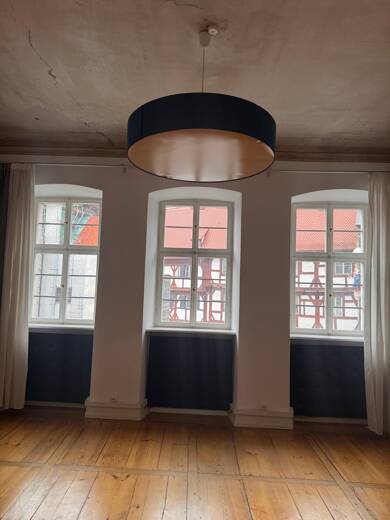 Wohnung zur Miete 1.290 € 4 Zimmer 143 m² 1. Geschoss frei ab 01.05.2025 Forchheim Forchheim 91301