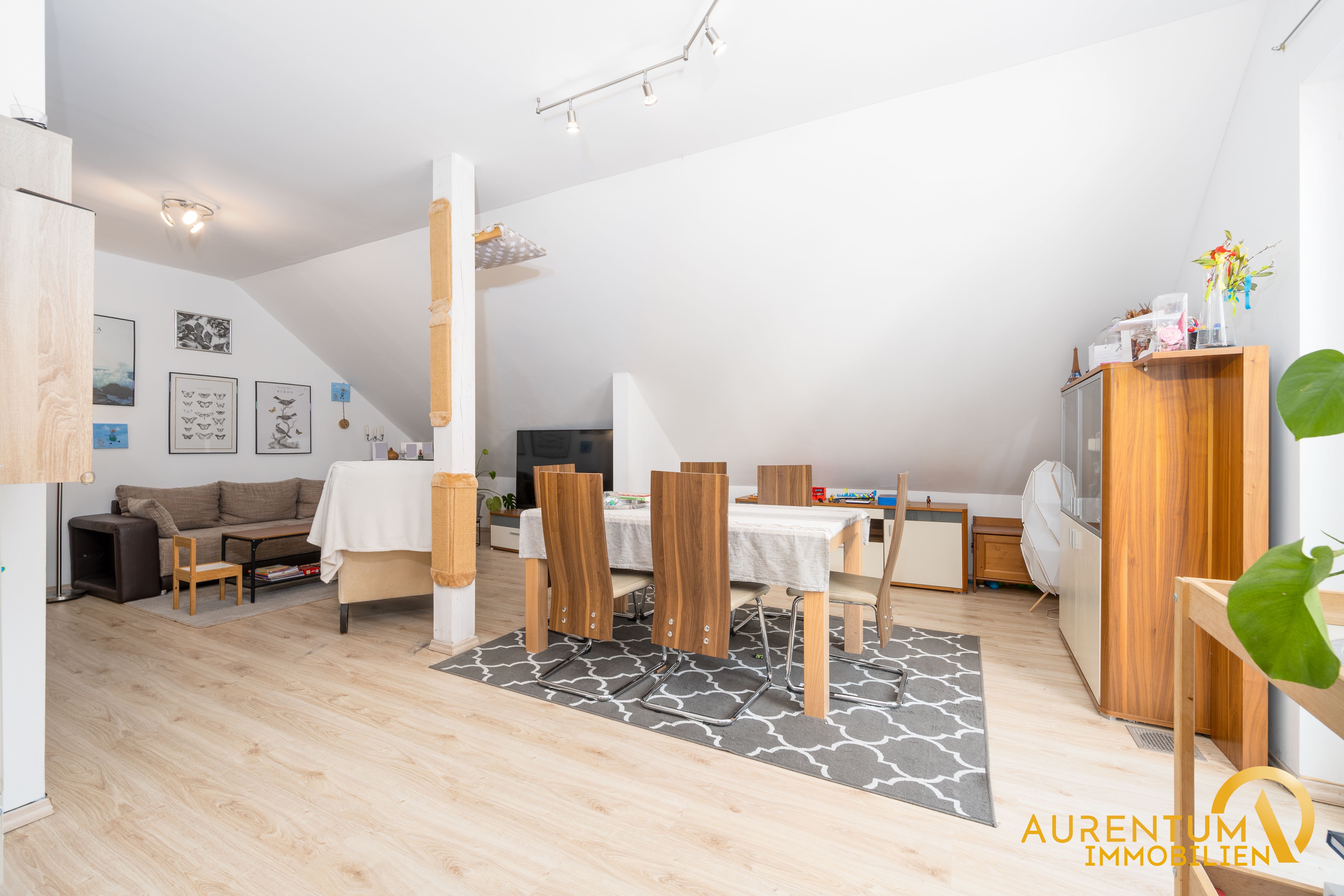 Wohnung zum Kauf 4 Zimmer 91,3 m²<br/>Wohnfläche Hochfeld 8 Seebach Deggendorf 94469