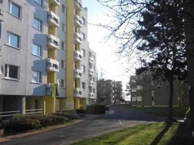 Wohnung zur Miete 696 € 3 Zimmer 76,6 m² 1. Geschoss frei ab 20.12.2025 Luxemburger Straße 17 Heuchelhof Würzburg 97084