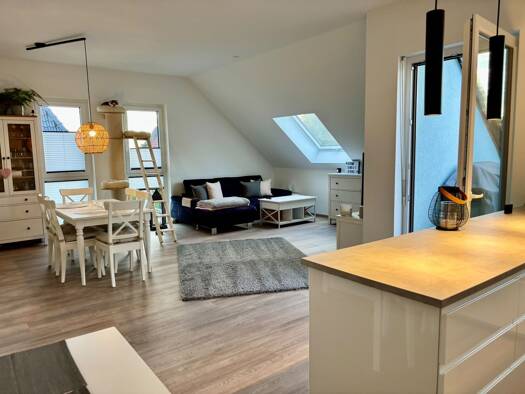 Wohnung zur Miete 990 € 2 Zimmer 79,8 m² Geschoss 2/3 frei ab 01.02.2027 Von-Stauffenberg-Straße Innenstadt Bad Salzuflen 32105