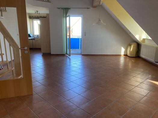 Wohnung zur Miete 950 € 4 Zimmer 116 m² Geschoss 2/3 frei ab 01.05.2026 Werneck 97440