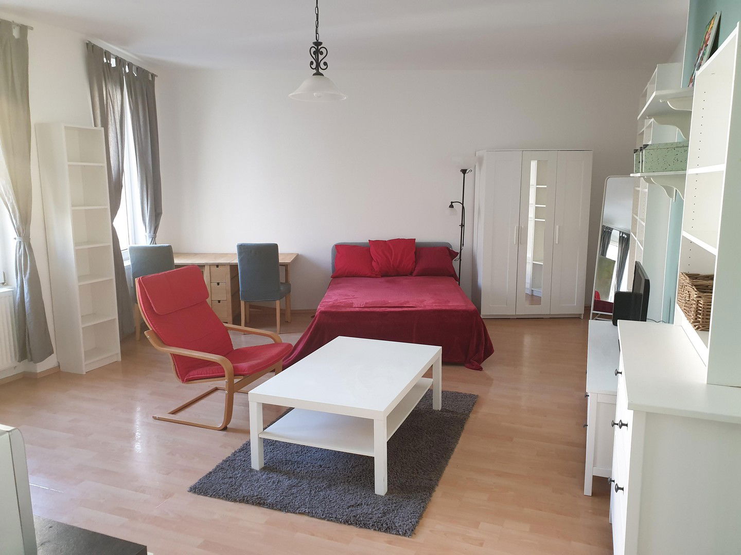 Wohnung zur Miete Wohnen auf Zeit 900 € 1 Zimmer 42 m²<br/>Wohnfläche 01.01.2025<br/>Verfügbarkeit Wrangelstraße 94 Kreuzberg Berlin 10997