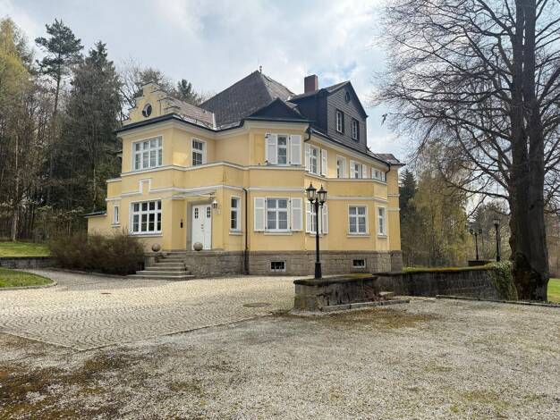 Bürogebäude zur Miete 4.000 € 470 m² Bürofläche Rehau Rehau 95111