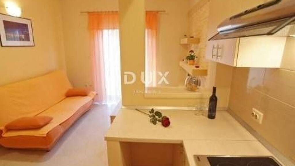 Wohnung zur Miete 1.000 € 3 Zimmer 65 m² Sukosan