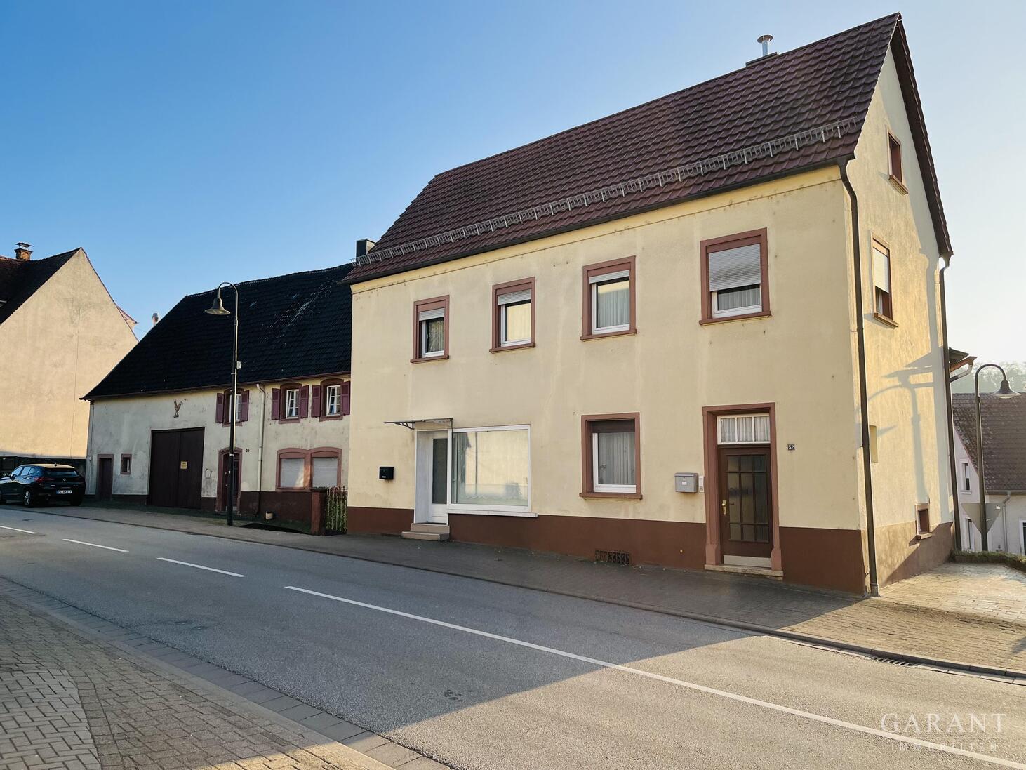 Einfamilienhaus zum Kauf 398.000 € 16 Zimmer 443 m²<br/>Wohnfläche 751 m²<br/>Grundstück Contwig Contwig 66497