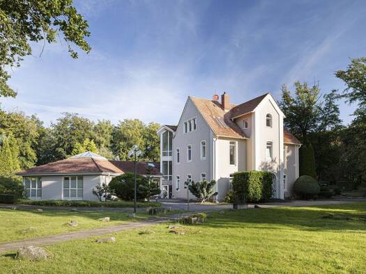 Hotel zum Kauf 990.000 € 22 Zimmer Schledehausen Bissendorf 49143