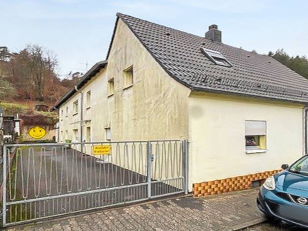 Doppelhaushälfte zum Kauf 110.000 € 6 Zimmer 145 m² 210 m² Grundstück Rodalben 66976