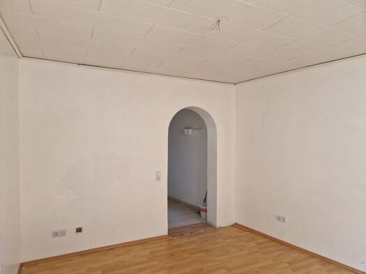 Wohnung zur Miete 650 € 2 Zimmer 50 m² Geschoss EG/3 frei ab sofort Mundenheim Ludwigshafen am Rhein 67065