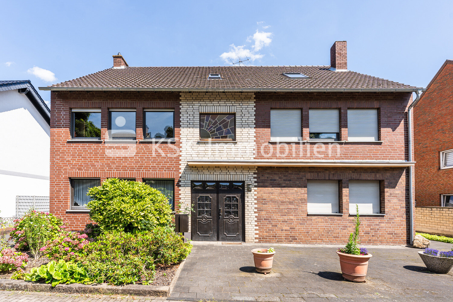 Mehrfamilienhaus zum Kauf als Kapitalanlage geeignet 950.000 € 12 Zimmer 338 m²<br/>Wohnfläche 812 m²<br/>Grundstück Sielsdorf Hürth 50354