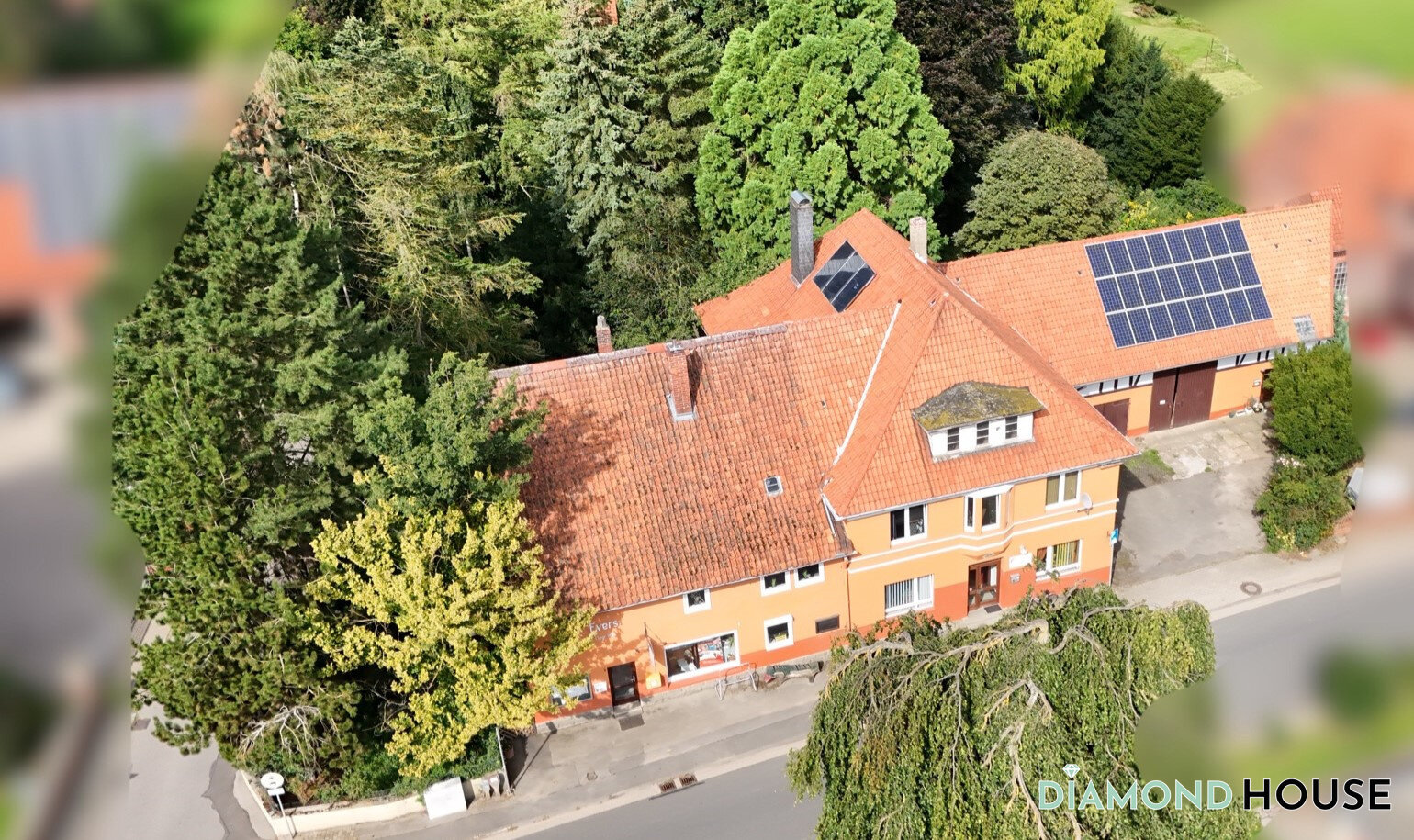 Mehrfamilienhaus zum Kauf provisionsfrei 410.000 € 16 Zimmer 528 m²<br/>Wohnfläche 2.730 m²<br/>Grundstück Oldendorf Salzhemmendorf 31020