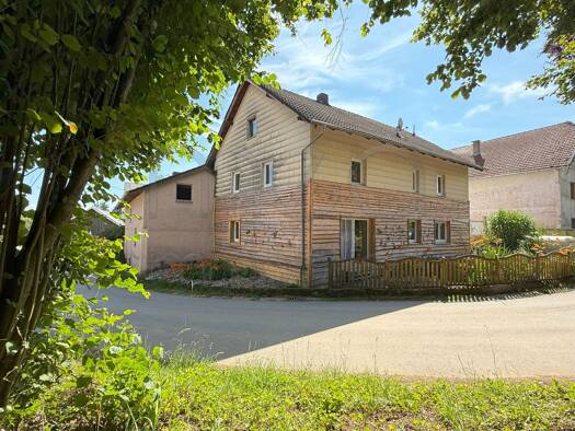 Haus zum Kauf 470.000 € 12 Zimmer 300 m² 1.700 m² Grundstück Daxlarn Vilshofen an der Donau 94474