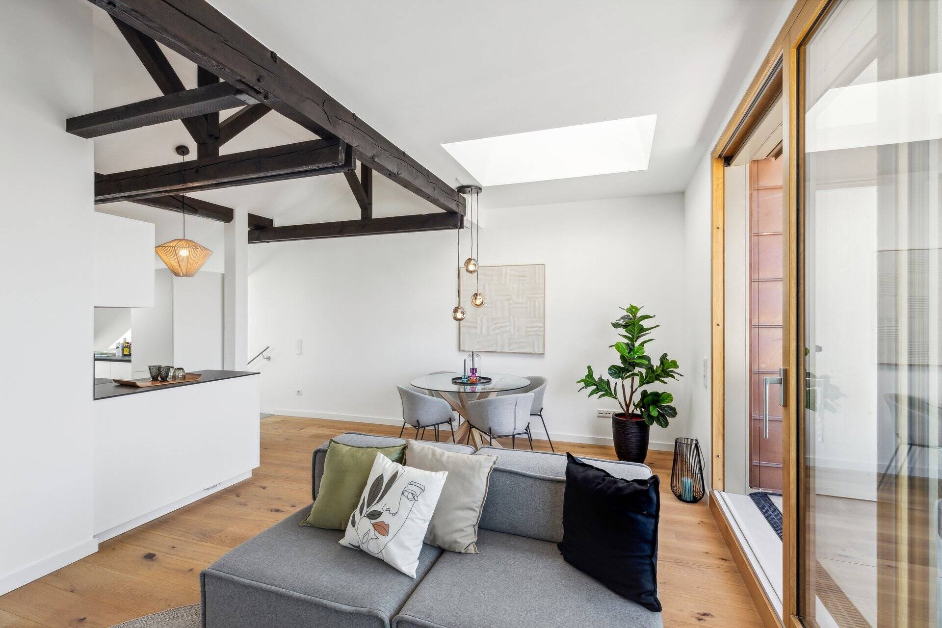 Property thumbnail 6