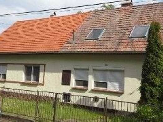 Einfamilienhaus zum Kauf 124.000 € 8 Zimmer 110 m² 890 m² Grundstück SIOFOK 8600