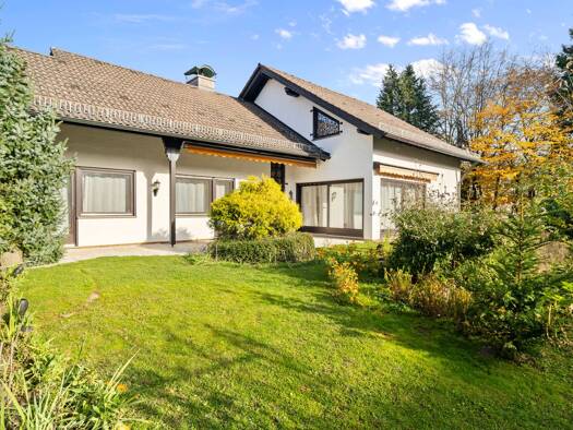 Einfamilienhaus zum Kauf provisionsfrei 1.495.000 € 7 Zimmer 207 m² 533 m² Grundstück Bommersheim Oberursel 61440