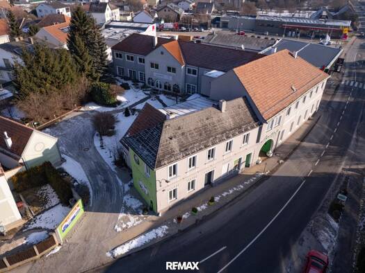 Haus zum Kauf 1.350.000 € 27 Zimmer 500 m² 1.908 m² Grundstück Traismauer 3133