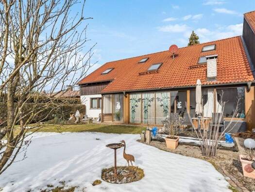 Einfamilienhaus zum Kauf 515.000 € 5,5 Zimmer 136 m² 597 m² Grundstück Wäschenbeuren 73116