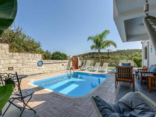 Haus zum Kauf 595.000 € 7 Zimmer 373 m² 624 m² Grundstück Kreta Municipality of Chania 731 00