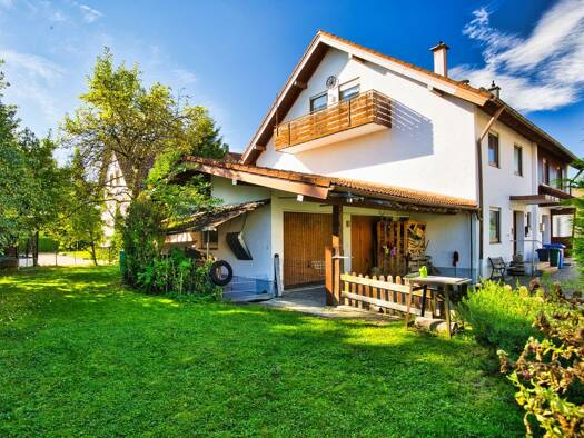 Mehrfamilienhaus zur Miete 1.750 € 5 Zimmer 150 m² 487 m² Grundstück frei ab 01.10.2026 Kaufbeuren-Neugablonz Kaufbeuren 87600