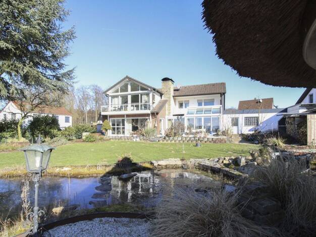 Mehrfamilienhaus zum Kauf als Kapitalanlage geeignet 759.000 € 7 Zimmer 328 m² 1.095 m² Grundstück Jöllenbeck Bielefeld 33739