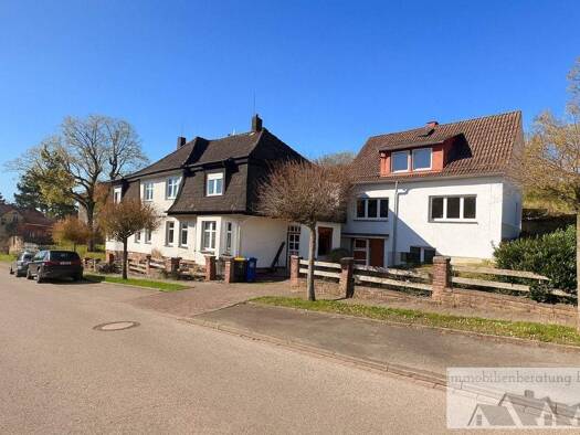 Mehrfamilienhaus zum Kauf als Kapitalanlage geeignet 599.000 € 20 Zimmer 499 m² 981 m² Grundstück Stadtoldendorf 37627