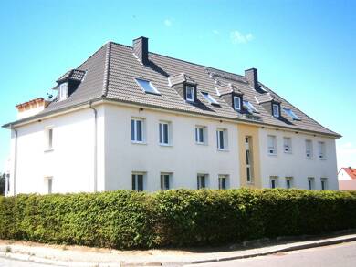 Wohnung zur Miete 480 € 2 Zimmer 64 m² EG frei ab sofort Richard-Wagner-Straße 1, OT Deutzen Neukieritzsch Neukieritzsch 04575