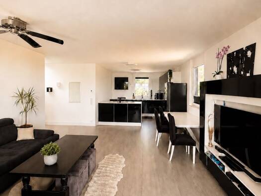 Penthouse zum Kauf 649.000 € 4 Zimmer 135,9 m² Geschoss 4/4 frei ab sofort Bahlingen 79353