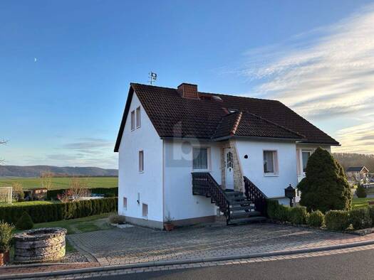 Einfamilienhaus zum Kauf 199.000 € 5 Zimmer 150 m² 568 m² Grundstück Krombach 37308