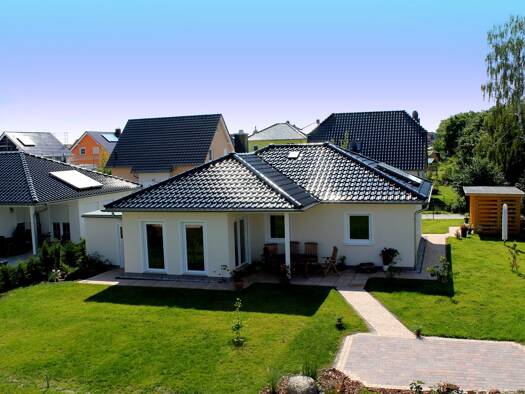 Bungalow zum Kauf provisionsfrei 319.800 € 3 Zimmer 91 m² 678 m² Grundstück Werkstraße 7 Mücheln Mücheln (Geiseltal) 06249