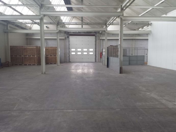 Lagerhalle zur Miete 1.400 m²<br/>Lagerfläche ab 576 m²<br/>Teilbarkeit - Fechenheim 60386 Frankfurt am Main 60386