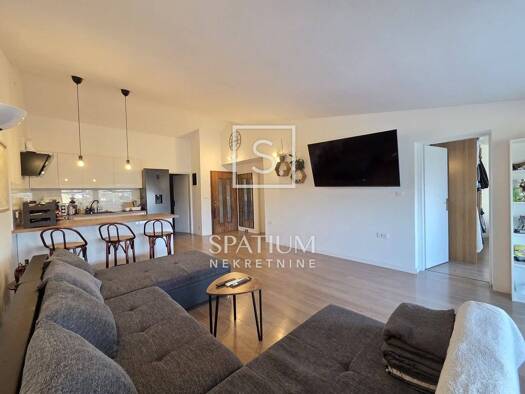 Wohnung zum Kauf 244.900 € 4 Zimmer 90 m² Geschoss 2/2 Valbandon, Fažana Fažana 52212