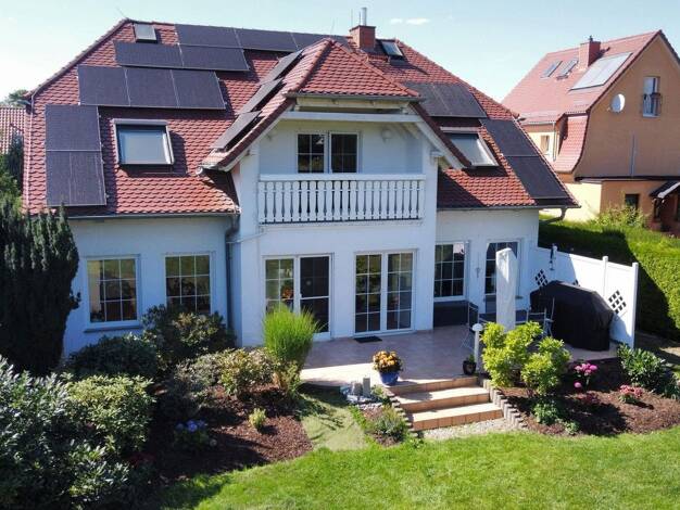 Villa zum Kauf provisionsfrei 1.499.000 € 10 Zimmer 309 m² 1.280 m² Grundstück Markkleeberg 04416