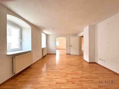 Stadthaus zum Kauf 298.000 € 7 Zimmer 242 m² 166 m² Grundstück Riedenburg Riedenburg 93339