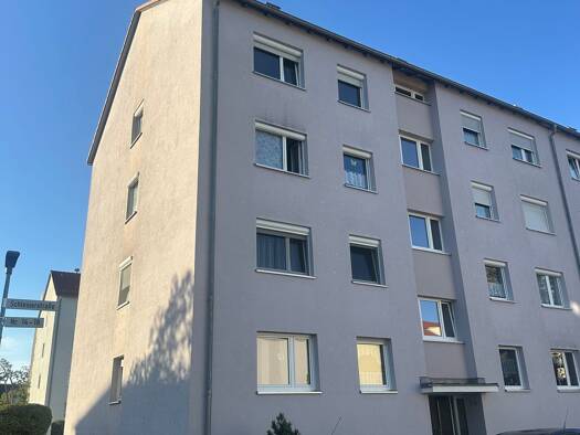 Wohnung zur Miete 850 € 3 Zimmer 70 m² Geschoss 1/4 frei ab sofort Röthenbach Röthenbach an der Pegnitz 90552
