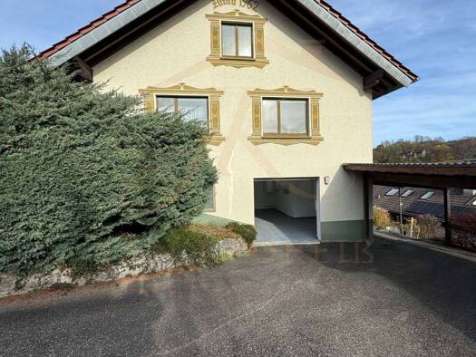Haus zum Kauf 449.000 € 10 Zimmer 239 m² 800 m² Grundstück Haiterbach 72221
