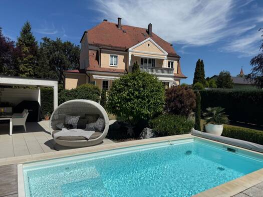 Villa zum Kauf 8 Zimmer 318 m² 3.079 m² Grundstück Maxhütte Maxhütte-Haidhof 93142