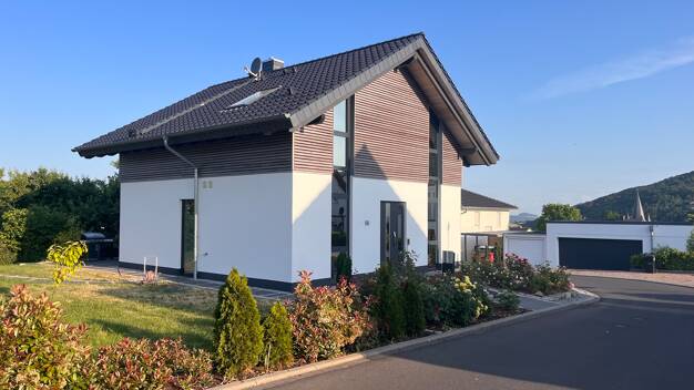 Villa zur Miete 3.000 € 5 Zimmer 150 m² 527 m² Grundstück frei ab sofort Dörnberg Habichtswald 34317