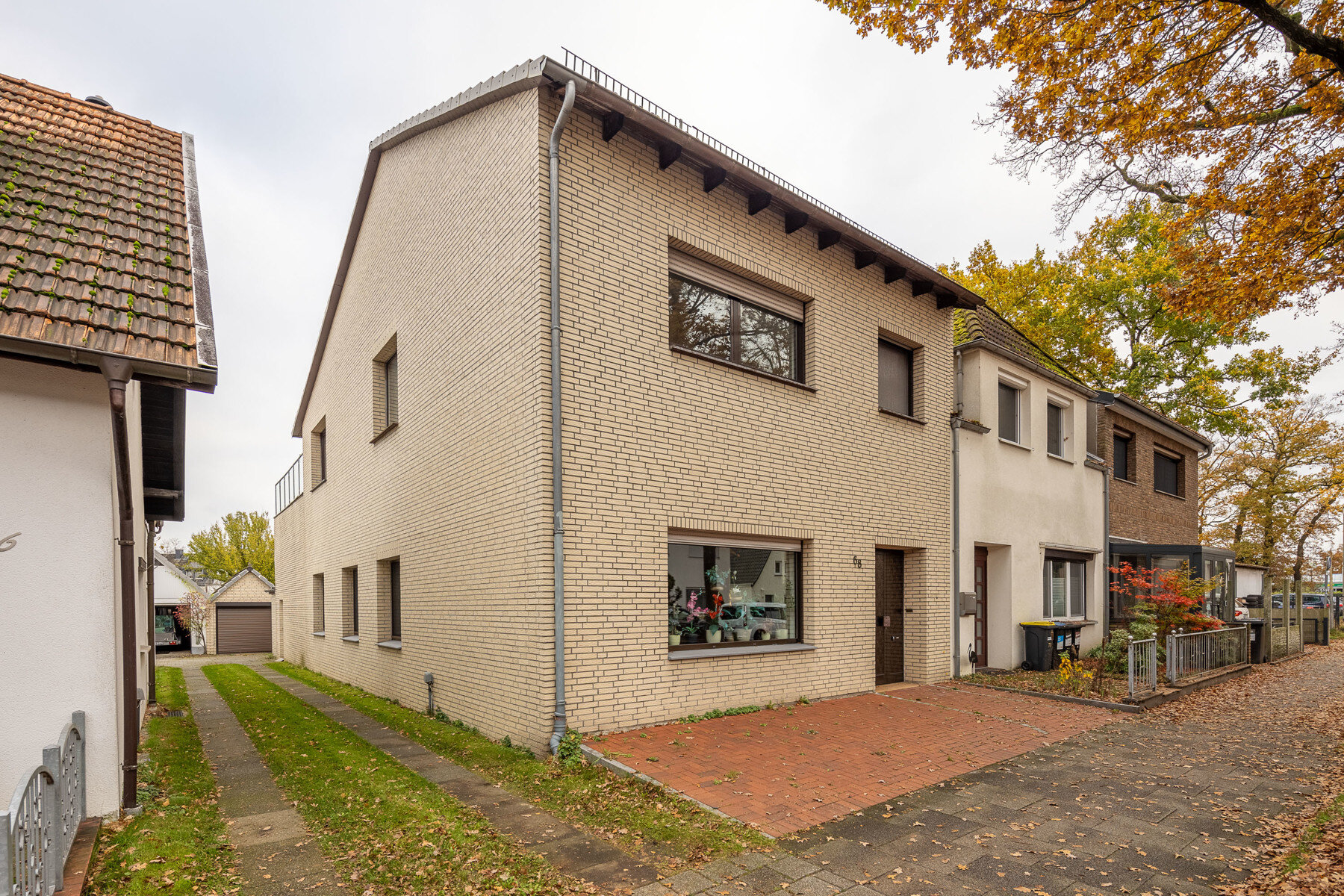 Einfamilienhaus zum Kauf 279.000 € 5 Zimmer 170 m²<br/>Wohnfläche 607 m²<br/>Grundstück Tenever Bremen 28325