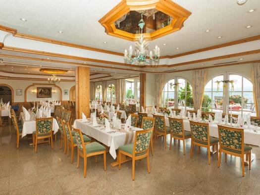 Hotel zum Kauf 3.995.000 € 53 Zimmer 7.000 m² Grundstück Wiechs Schopfheim 79650