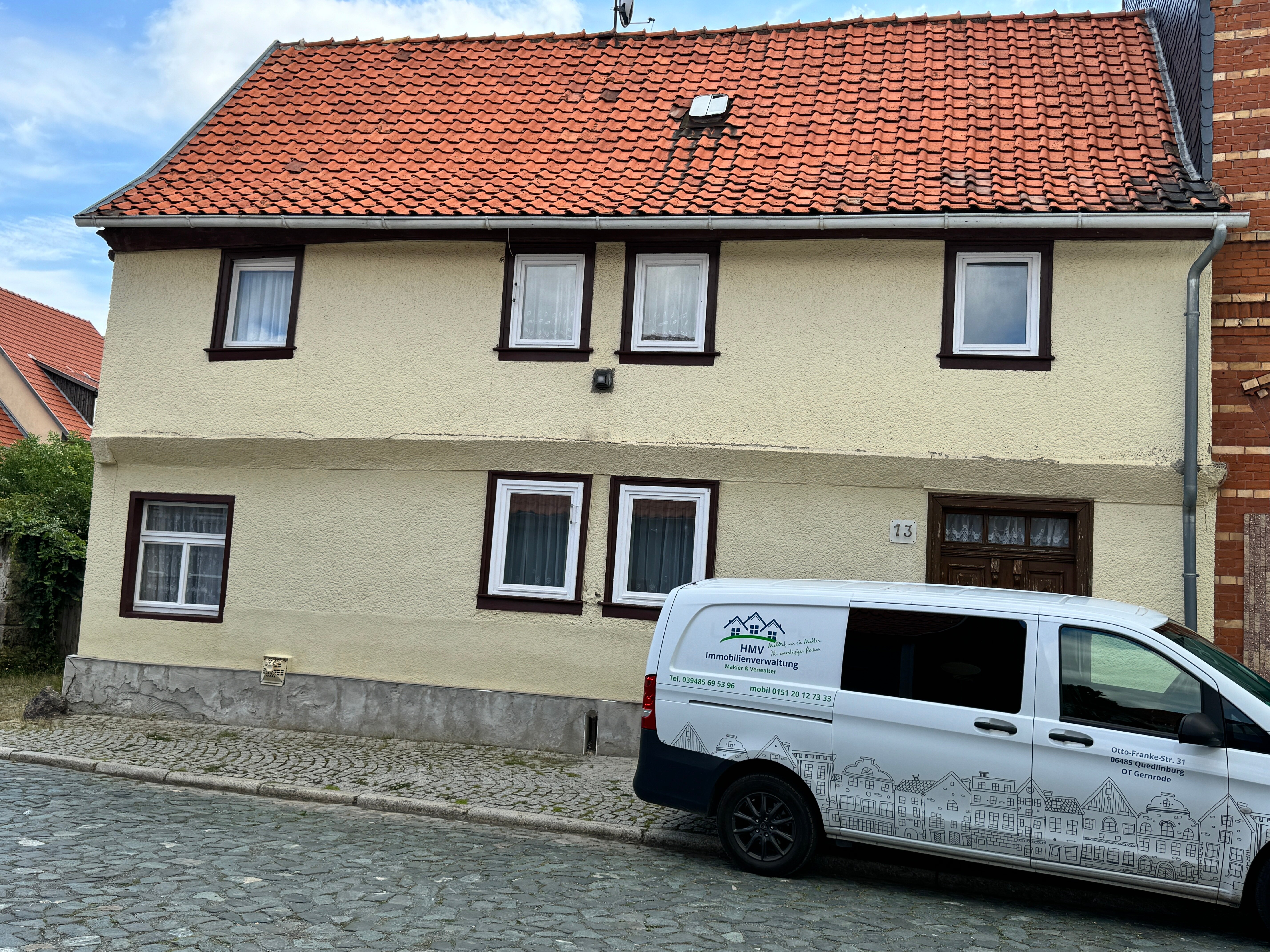 Mehrfamilienhaus zum Kauf 23.500 € 10 Zimmer 150 m²<br/>Wohnfläche 700 m²<br/>Grundstück ab sofort<br/>Verfügbarkeit Lange Straße 13 Ballenstedt Ballenstedt 06493